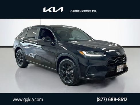 Used 2024 Honda HR-V Sport image 1