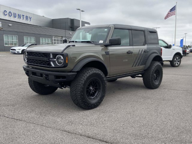 Used 2025 Ford Bronco Big Bend w/ Black Diamond Package AWD/4WD image 8
