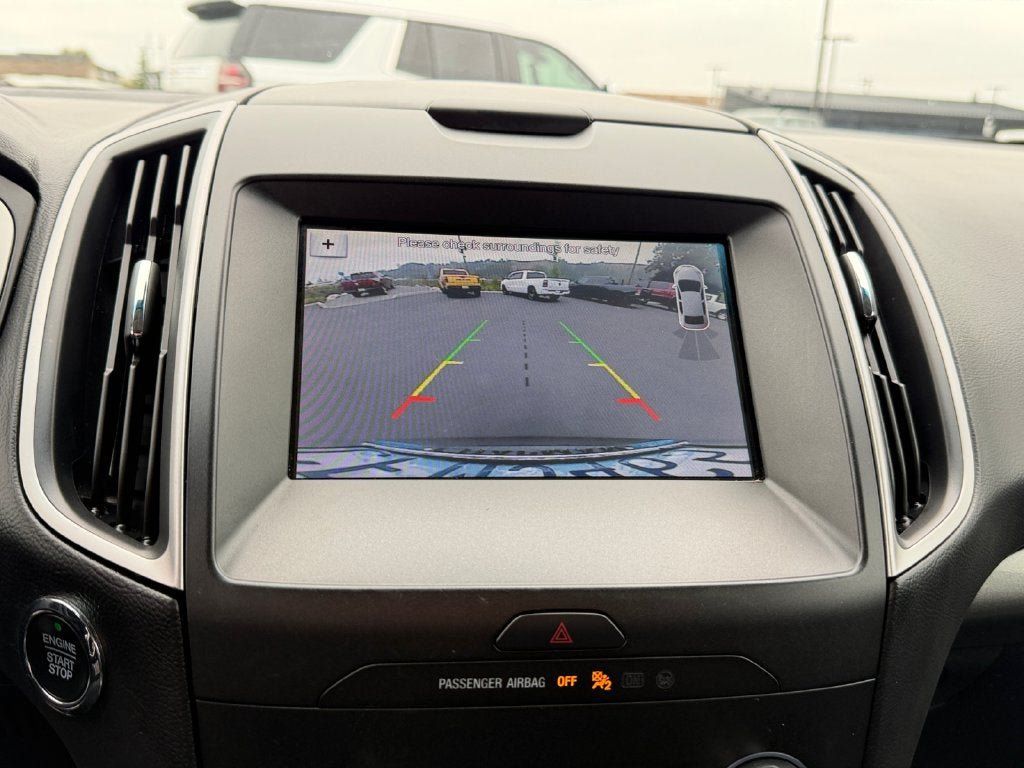 Used 2019 Ford Edge SEL w/ Equipment Group 201A AWD/4WD image 17
