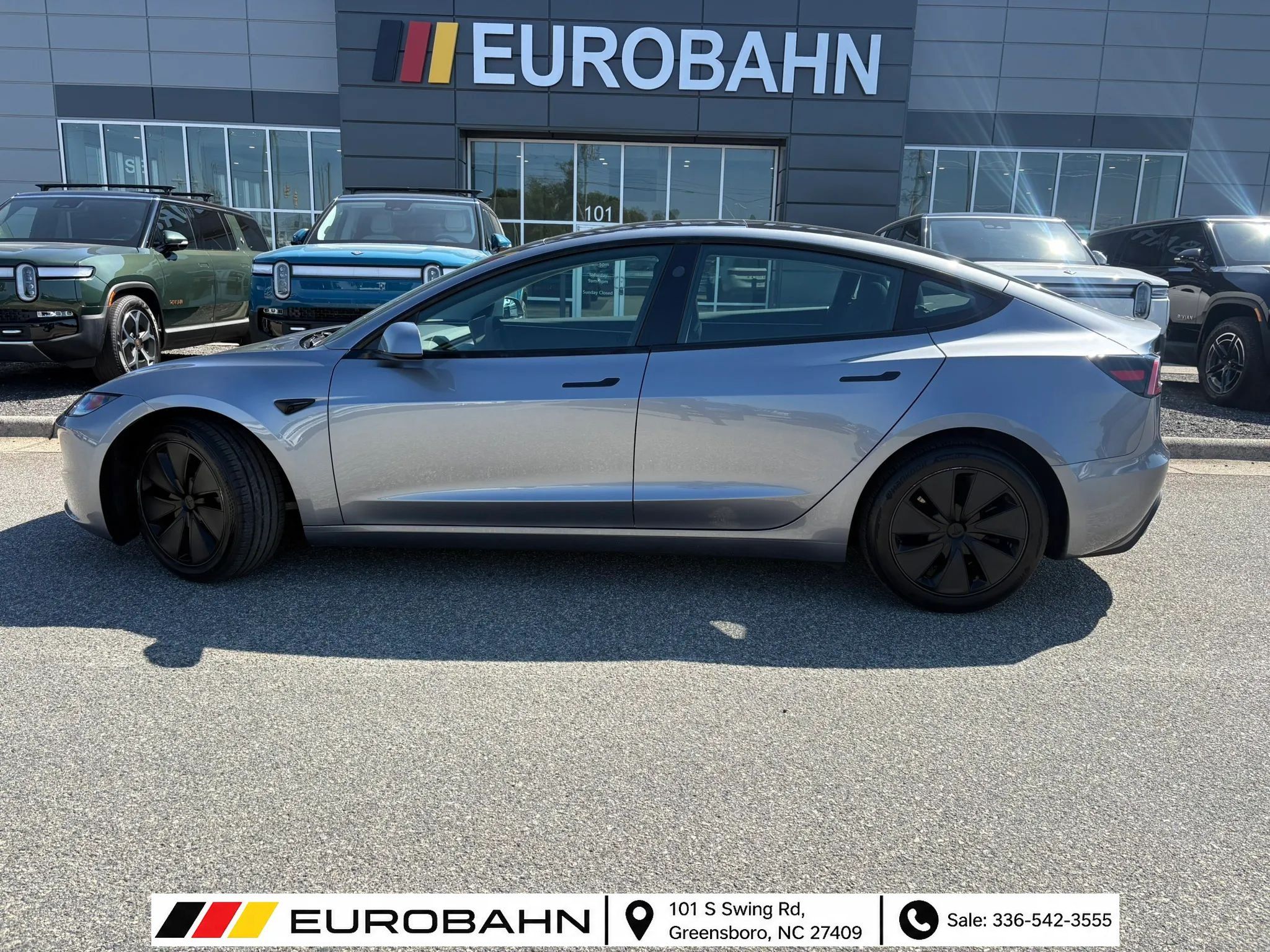 Used 2025 Tesla Model 3 Long Range AWD/4WD image 2