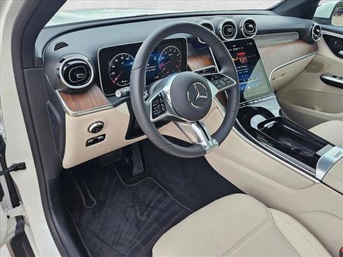 Certified 2026 Mercedes-Benz GLC 300 image 9