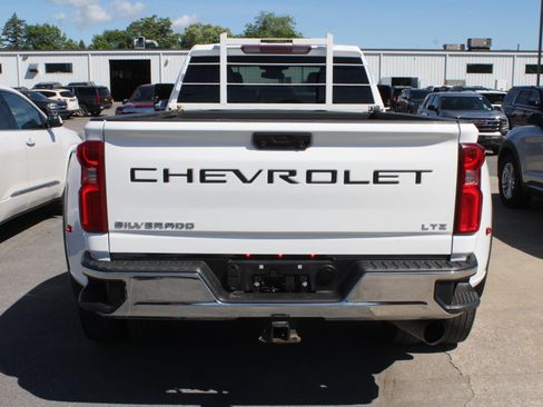 Used 2024 Chevrolet Silverado 3500 LTZ w/ LTZ Convenience Package AWD/4WD image 6