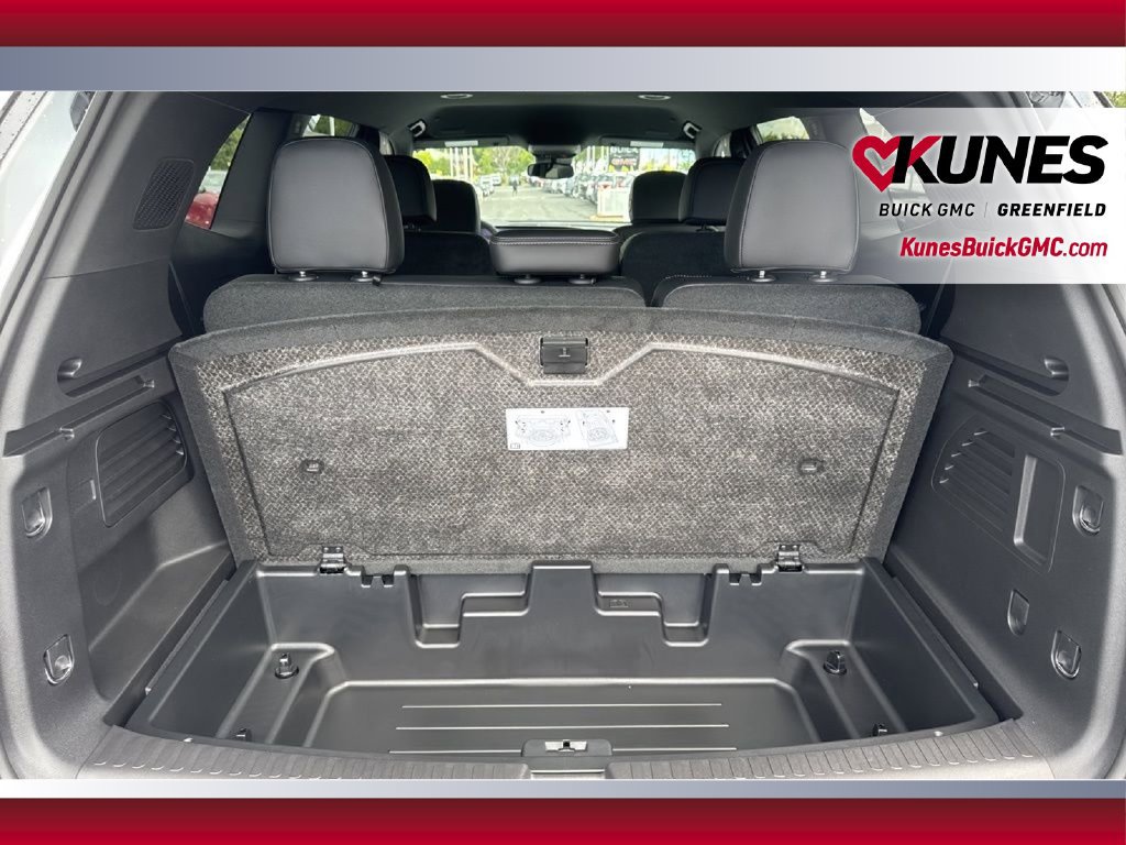 Used 2026 Buick Enclave Sport Touring w/ LPO, Floor Liner Package AWD/4WD image 46