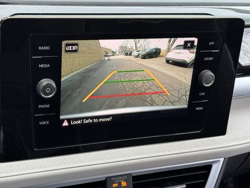 New 2026 Volkswagen Taos SE AWD/4WD image 29