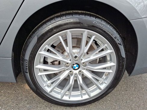 Certified 2023 BMW 330i xDrive Sedan w/ Premium Package image 7