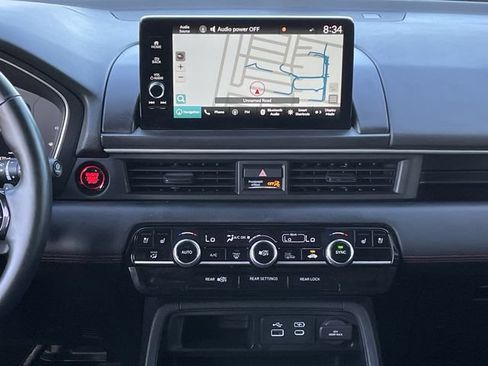 Certified 2025 Honda Pilot Black Edition image 15