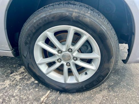 Used 2014 Dodge Grand Caravan SXT FWD image 7