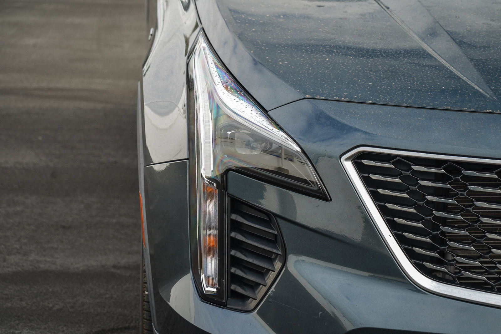 Used 2019 Cadillac XT4 Premium Luxury w/ Driver Assist Package FWD image 4