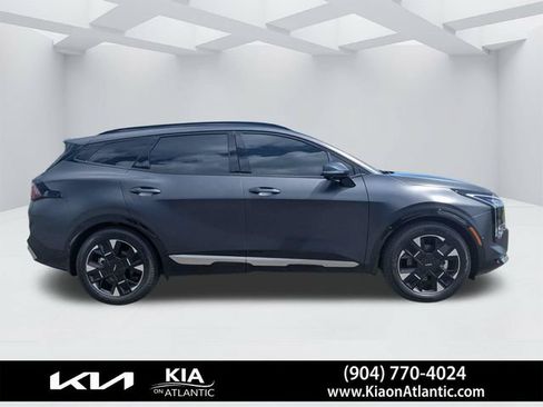 Used 2026 Kia Sportage SX FWD image 2