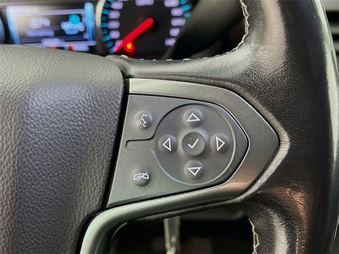 Used 2020 Chevrolet Tahoe LT image 33