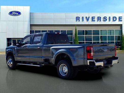 New 2026 Ford F350 XLT w/ XLT Premium Package image 4