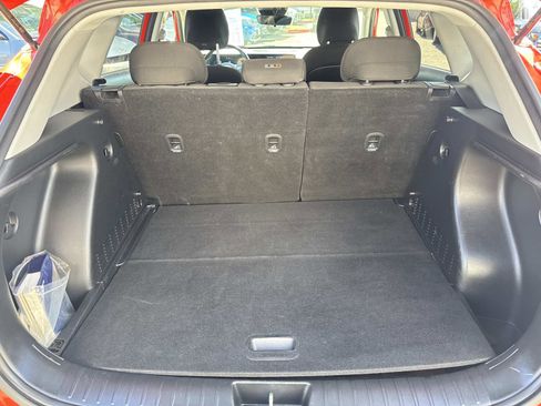 Used 2024 Hyundai Kona SEL FWD image 5