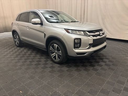 Used 2021 Mitsubishi Outlander Sport SE AWD/4WD image 3
