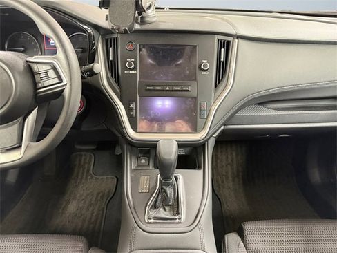 Used 2025 Subaru Outback image 11