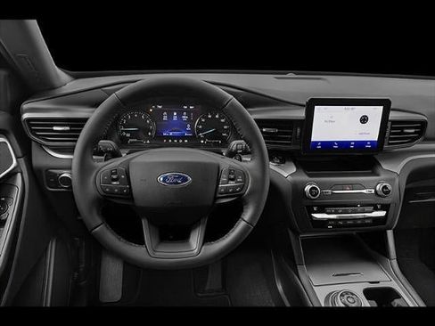 Used 2020 Ford Explorer XLT RWD image 33