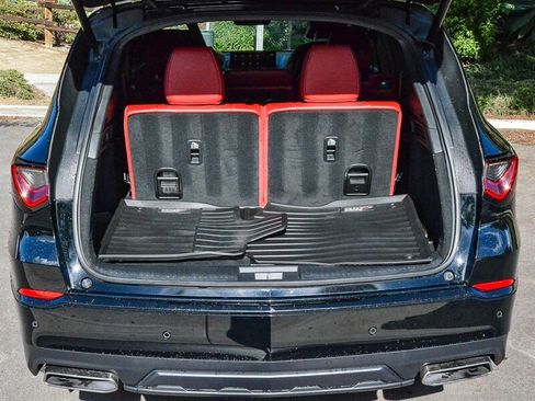 Used 2023 Acura MDX A-Spec image 32