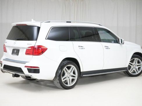 Used 2016 Mercedes-Benz GL 550 4MATIC image 16