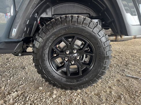 New 2026 Jeep Gladiator Sport image 42