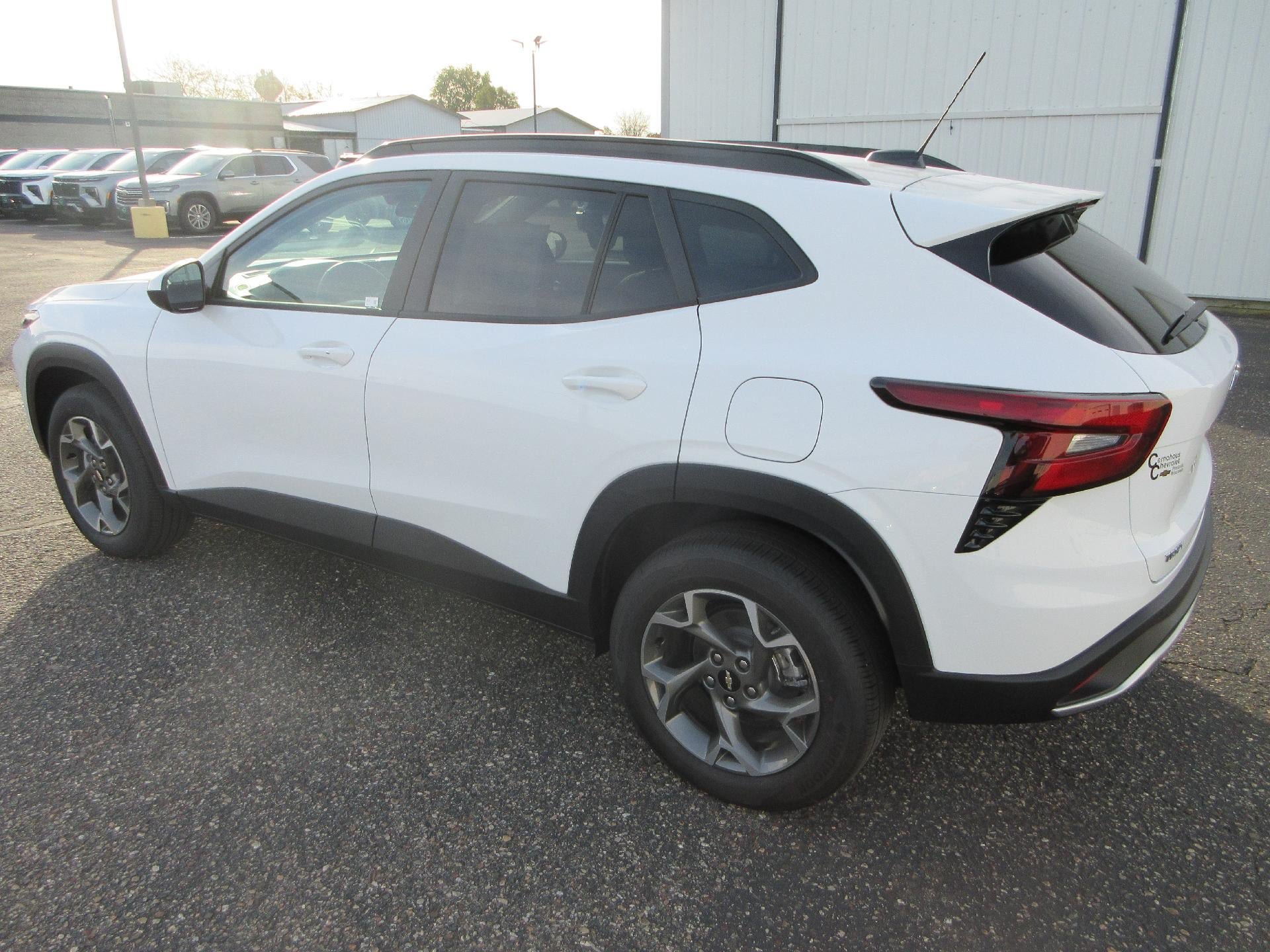 Certified 2026 Chevrolet Trax LT w/ Driver Confidence Package FWD image 7