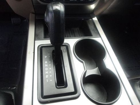 Used 2015 Ford Expedition XLT w/ Equipment Group 201A RWD image 25