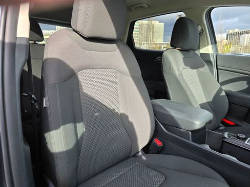 Certified 2024 Kia Sportage LX image 15