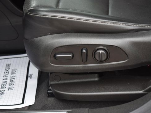 Used 2021 GMC Acadia SLT FWD image 36