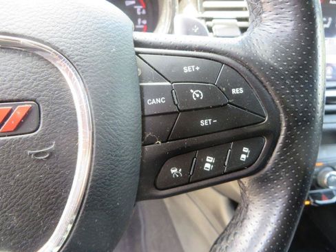 Used 2022 Dodge Durango GT RWD image 16