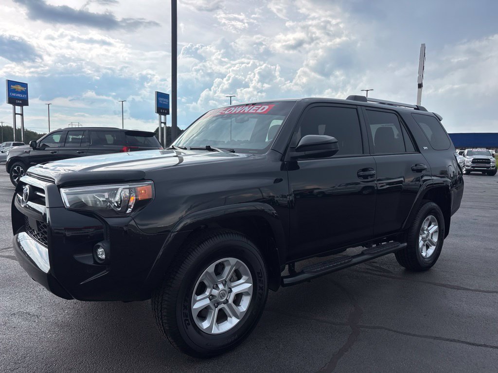 Used 2022 Toyota 4Runner SR5 AWD/4WD image 1