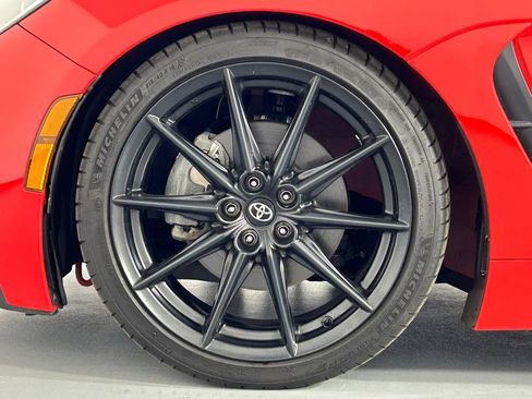 Used 2024 Toyota GR86 Premium image 29