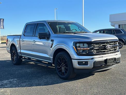 Used 2025 Ford F150 XLT w/ Equipment Group 302A MID image 10