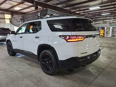Used 2020 Chevrolet Traverse Premier w/ Redline Edition AWD/4WD image 8