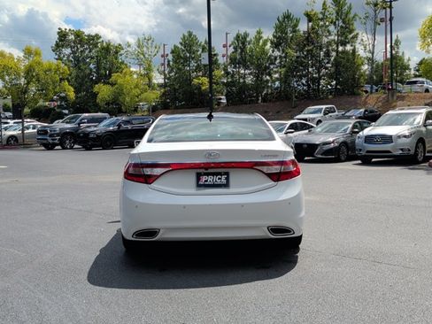 Used 2014 Hyundai Azera Limited w/ Option Group 02 FWD image 5