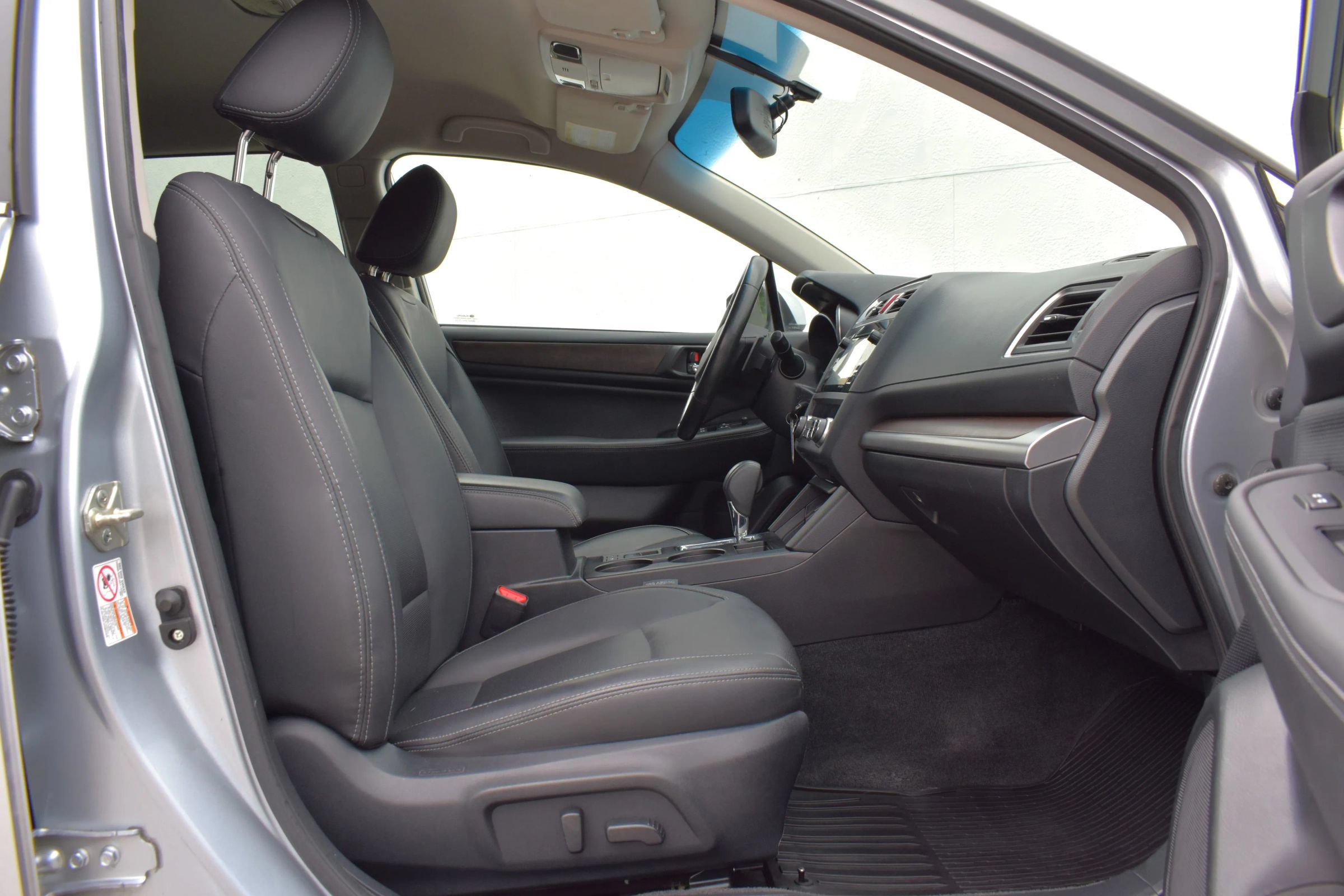 Used 2015 Subaru Outback 2.5i Limited w/ Popular Package #4 AWD/4WD image 53