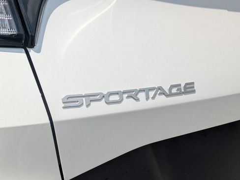 Certified 2024 Kia Sportage LX FWD image 13
