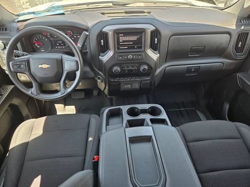 Used 2025 Chevrolet Silverado 1500 Custom AWD/4WD image 9