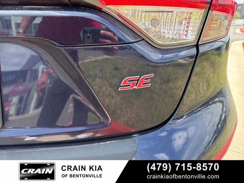 Used 2020 Toyota Corolla SE w/ Body Protection Package FWD image 17