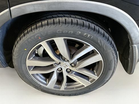 Used 2017 Honda Pilot Elite image 11