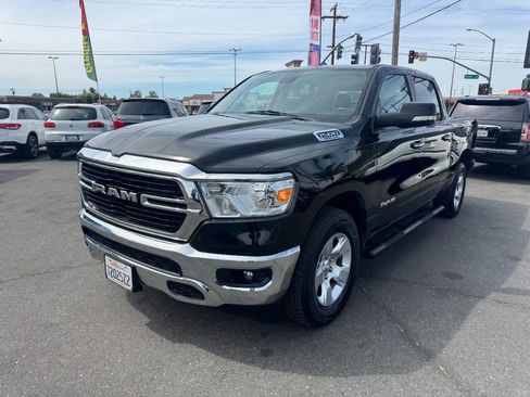 Used 2020 RAM 1500 Big Horn AWD/4WD image 4