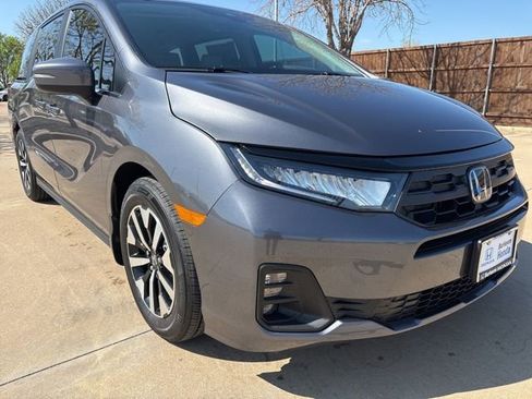 New 2026 Honda Odyssey EX-L image 2