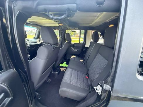 Used 2012 Jeep Wrangler Unlimited Sport AWD/4WD image 13