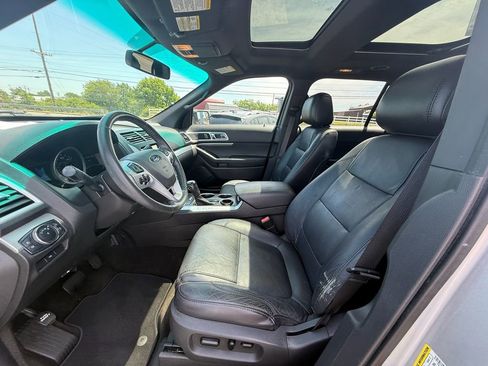 Used 2012 Ford Explorer XLT FWD image 12