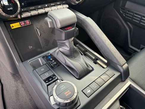 New 2026 Toyota Tacoma SR5 AWD/4WD image 25