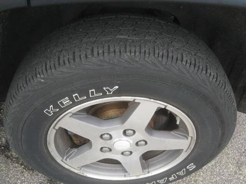 Used 2012 Jeep Grand Cherokee Laredo w/ Laredo E Group image 31