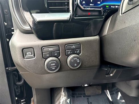 Certified 2025 Chevrolet Silverado 1500 LT image 21