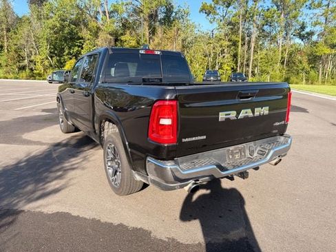 Used 2026 RAM 1500 Laramie AWD/4WD image 13