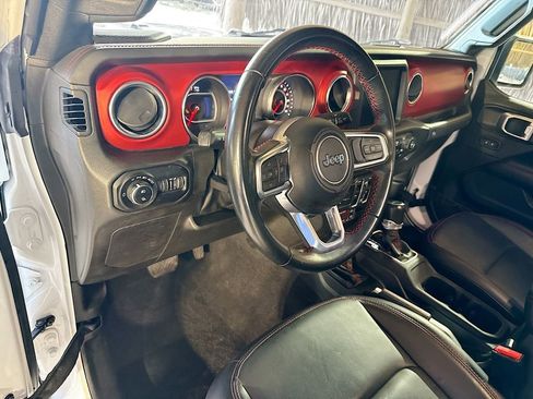 Used 2022 Jeep Gladiator Rubicon image 10