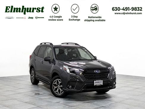 Used 2023 Subaru Forester Premium AWD/4WD image 1