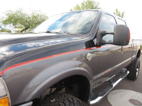 Used 2004 Ford F350 Harley-Davidson image 8