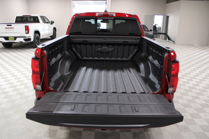 New 2026 Chevrolet Colorado ZR2 AWD/4WD image 13