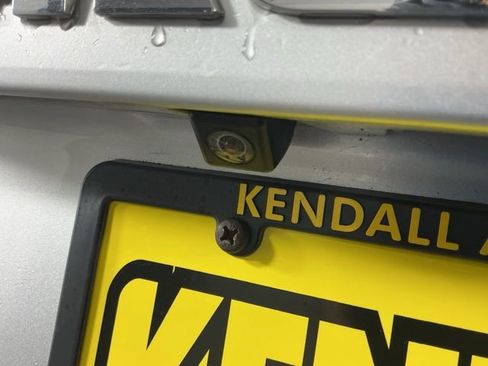 Used 2018 Toyota 4Runner SR5 Premium image 9